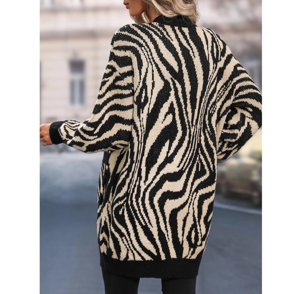 Zebra Animal Print Beige and Black Open Cardigan Pockets Long Sleeve - Picture 5 of 7